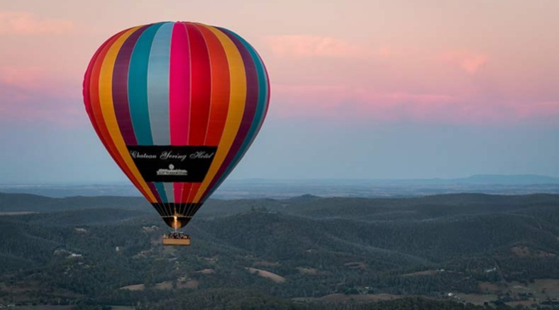 Hot Air Balloon Rides, Chateau Yering Hotel