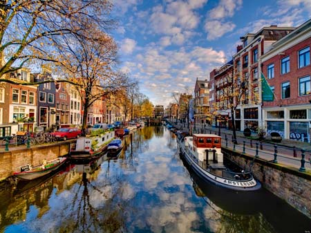 Amsterdam Canal. (Image Source- Digita Fespa), www.crowdink.com