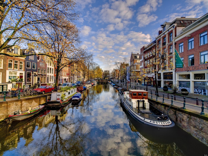 Amsterdam Canal. (Image Source- Digita Fespa), www.crowdink.com