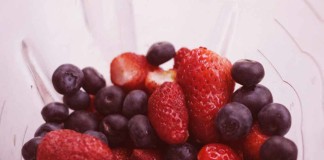 Antioxidants and Anti aging Foods, blueberries, strawberries, crowdink.com, crowdink, crowd ink