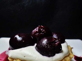 Olive Oil Tarts with Cashew Cream, crowdink, crowd ink, crowdink.com, crowdink.com.au