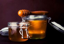 Honey: The Secret Weapon We're Missing Out On, crowdink.com, crowdink.com.au, crowd ink, crowdink, honey, organic honey,