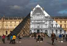 Louvre (Image Source: wsj), crowdink.com, crowdink.com.au, crowd ink, crowdink