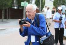 Bill Cunningham [image source: Huffington Post], crowd ink, crowdink, crowdink.com, crowdink.com.au