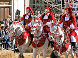 Amazing Italy Medieval Festival Sa Sartiglia crowdink.com, crowdink.com.au, crowd ink, crowdink