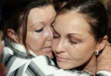 Schapelle Corby and mother Rosleigh (Image Source : abc.net), crowdink.com, crowdink.com.au, crowd ink, crowdink