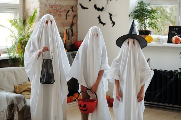 How to Get Your Spook on This Halloween while Social Distancing